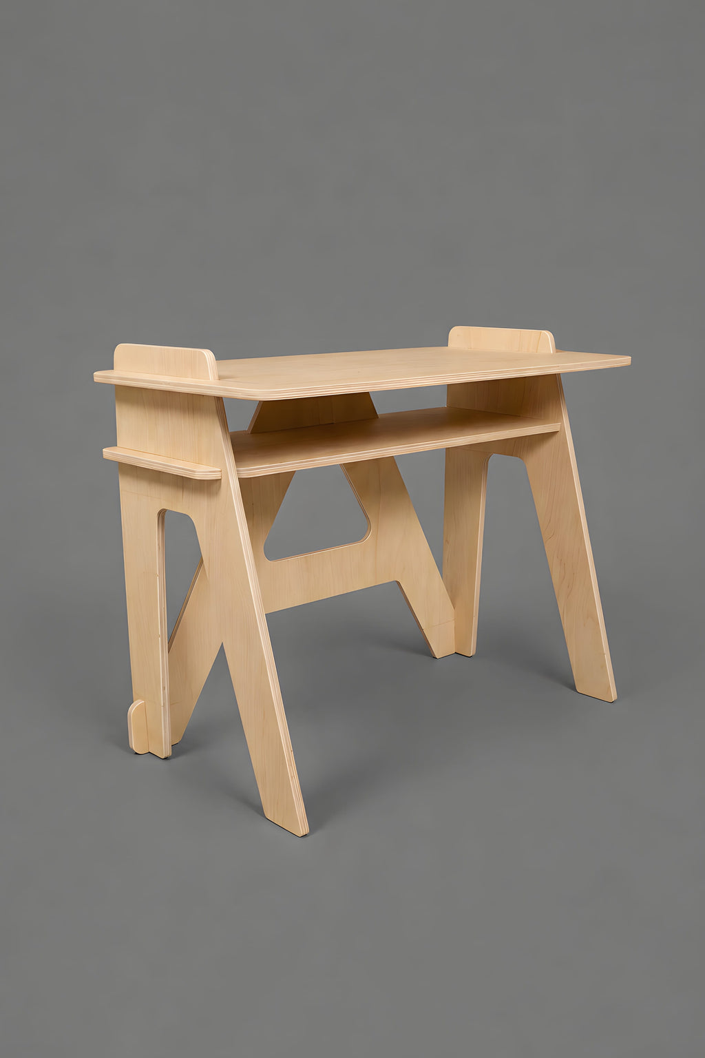 The Essential Work Desk