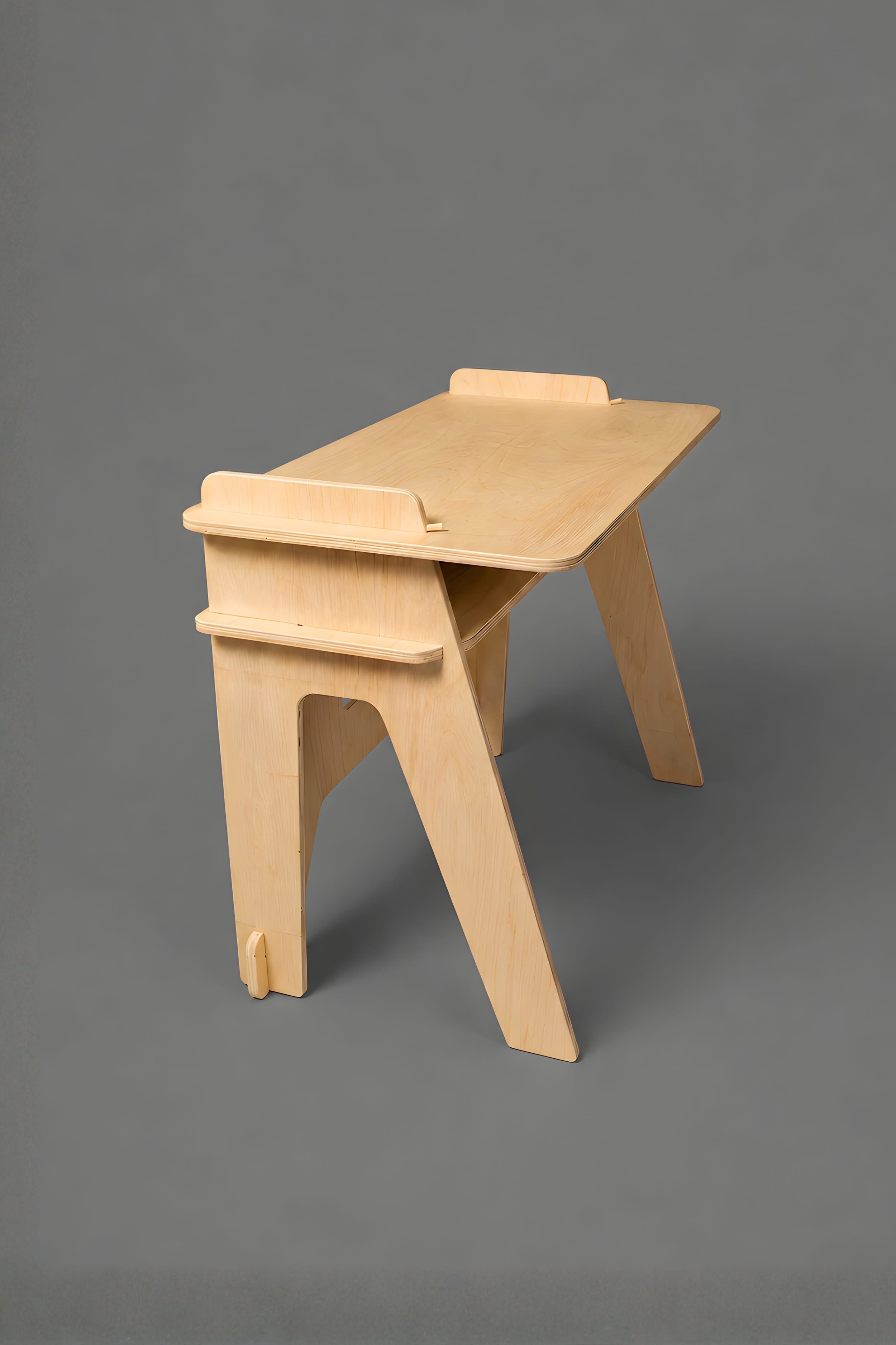 The Essential Work Desk